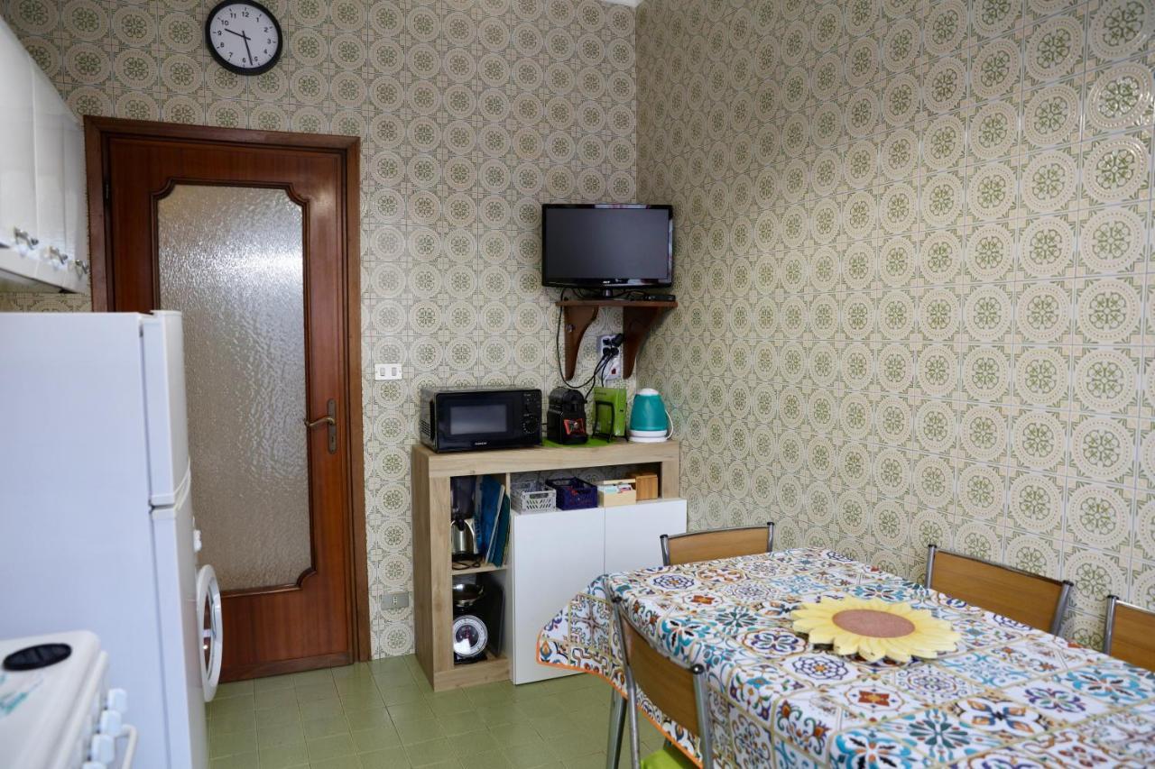 La Casa Dei Nonni - Ampio Trilocale Zona Lingotto Daire Torino Dış mekan fotoğraf